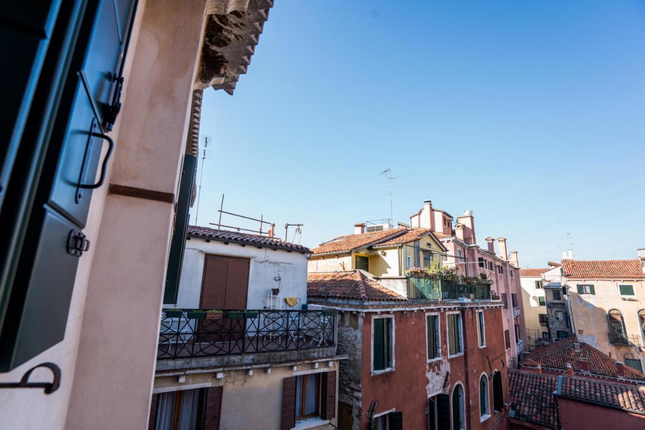 Apartamento Specchieri Venecia Exterior foto